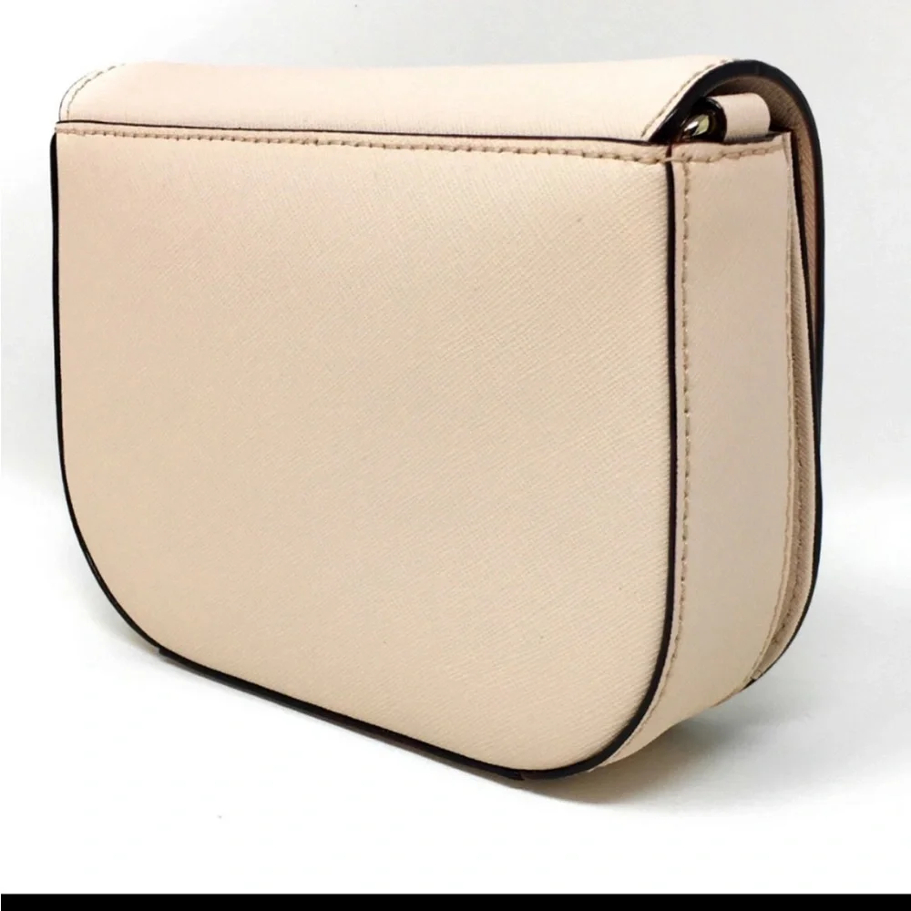 Pre loved Kate Spade laurel way Carsen blush crossbody bag